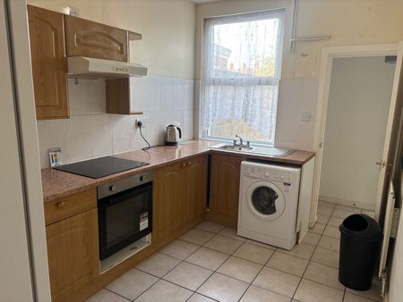 2 Bed Terraced House, Red Lane, CV6 - Photo 5