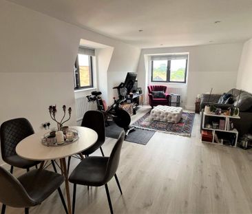 2 bedroom apartment to rent - Photo 6