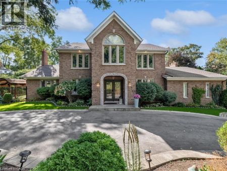 214 LOVERS Lane, Ancaster, Ontario, L9G1G8 - Photo 3
