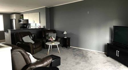 Townhouse Living - Photo 2