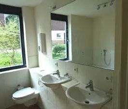 Hier bleiben keine Wünsche offen! Tolle Wohnung mit vielen Extras! - Photo 5