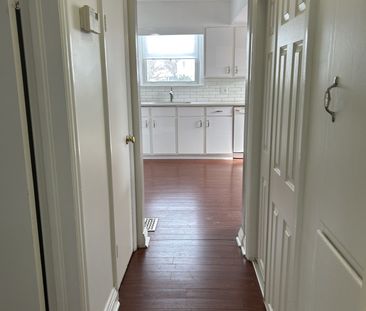 For Lease - 303 Carlton Street Unit# Unit 1, St. Catharines, Ontario - Photo 2