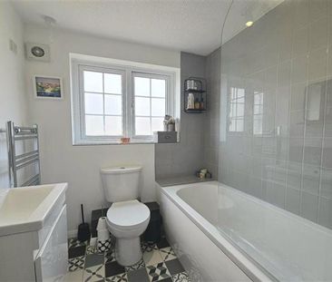 2 bedroom terraced house to rent - Photo 6