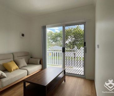 Brand-New Fully Furnished, All-Inclusive One-Bedroom Studio - Photo 2