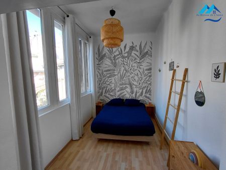 Location Appartement 3 pièces 72m² MARSEILLE 1er - Photo 5