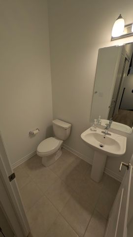 For Lease - 11 Pearen Lane, Barrie, Ontario - Photo 5