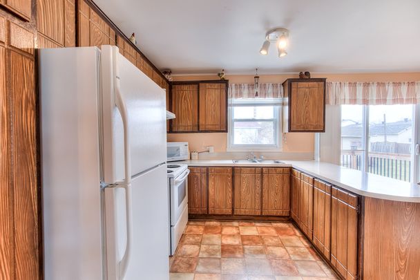 Maison de plain-pied - 6875 Av. Milligan - Photo 1