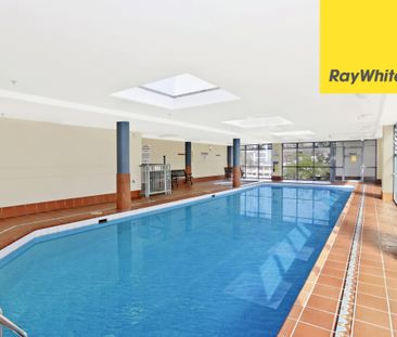 PENTHOUSE LIVING WITH PRIVATE ROOFTOP - Photo 6