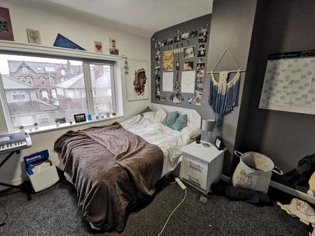 3 bedroom terraced house to rent - Photo 4