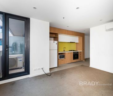 2701/5 Sutherland Street, Melbourne - Photo 6