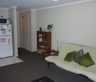 WELL POSITIONED TWO BEDROOM UNIT IN THE HEART OF MAWSON LAKES - Photo 3