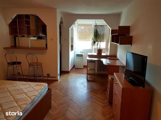 GARSONIERA- BALTA ALBA, PET-FRIENDLY, IN CURS DE REABLITARE, MODERN - Photo 1
