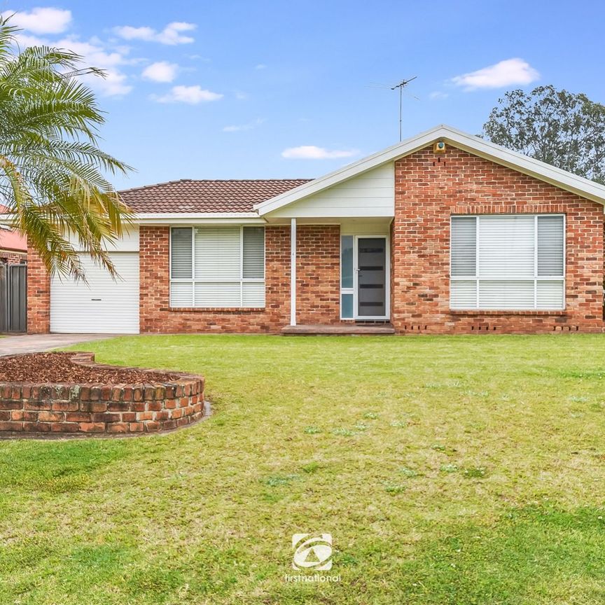 Oversized TWO bedroom Granny flat in ideal location - Photo 1