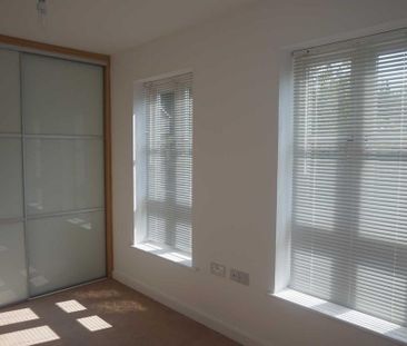 5 bedroom townhouse to rent - Photo 2
