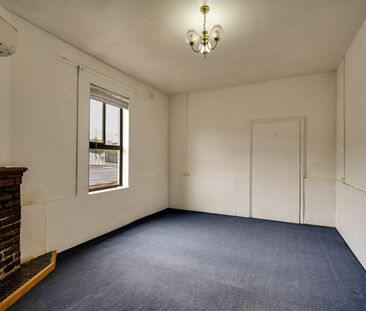 4 bedrooms house in Moonah Center Available NOW - Photo 1