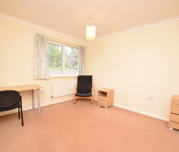 4 bedroom terraced house to rent - Photo 5