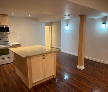 For Lease - 97 Mcclellan Way Unit# Basement, Aurora, Ontario - Photo 2