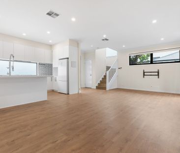 Modern townhouse in prime location - Photo 1