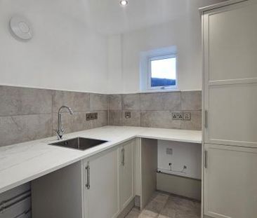 Canterbury Road, Monkton, Ramsgate, CT12 4LH, Kent - Photo 3
