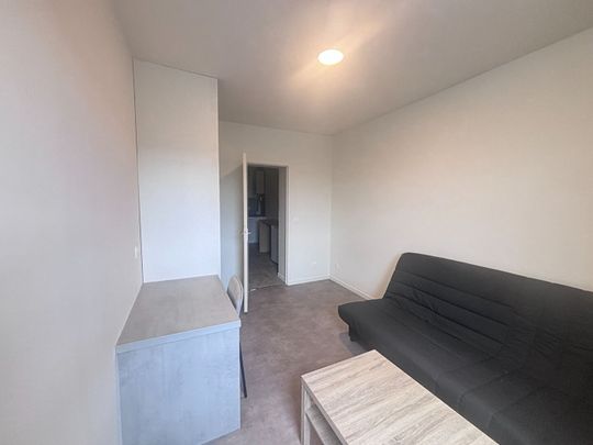 Location Appartement 1 pièce 42m² LE HAVRE 76600 - Photo 1