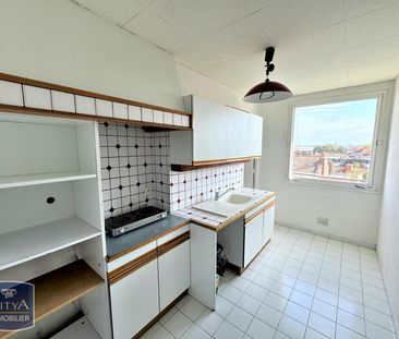 Location Appartement 4 pièces 73m² LILLE 59000 - Photo 6