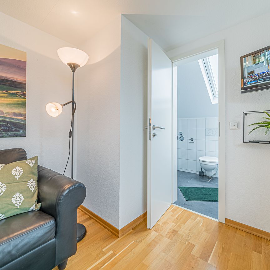 City-Residence: Hübsches Dachgeschoss-Apartment in Sachsenhausen - Photo 1