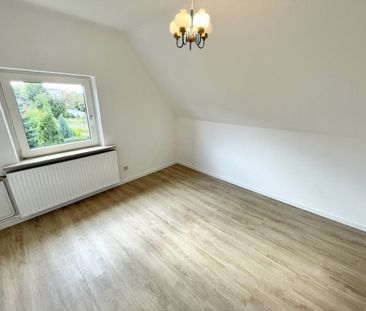 Frisch-renovierte 4-Zimmer-Wohnung im Herzen von Wiefelstede - Photo 1