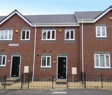 2 bedroom mews to rent - Photo 2