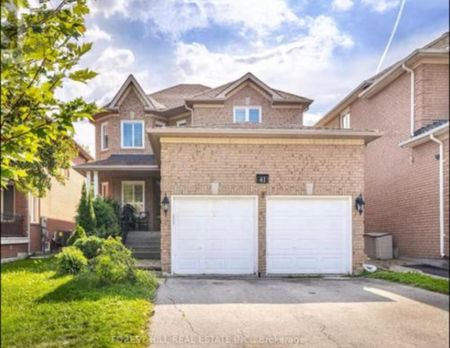 For Lease - 41 Cedar Springs Drive, Richmond Hill, Ontario - Photo 2