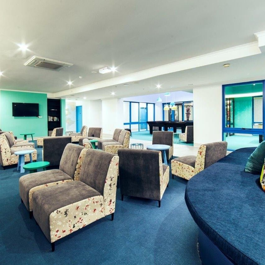 Hawthorn East - Photo 1