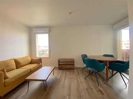 2 pièces - Meublé - 38 m² - 2ème étage - Colocation non autorisée - Photo 4