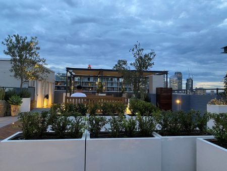 Renovated Studio In The Heart Of Potts Point - Photo 4