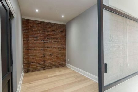 For Lease - 1216 Dundas Street Unit# 3, Toronto, Ontario - Photo 4