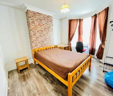 1 bedroom in a house share to rent - Photo 6