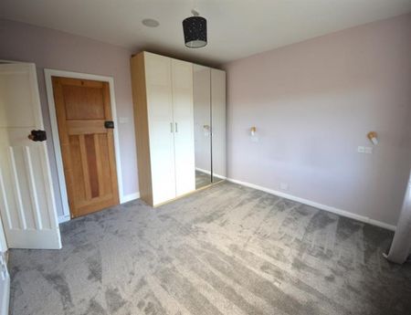 3 Bedroom Semi Detached To Let - Photo 5