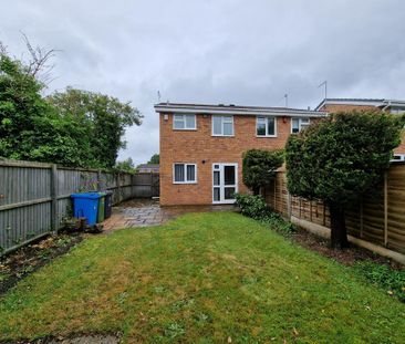 2 bedroom semi-detached house to rent - Photo 2