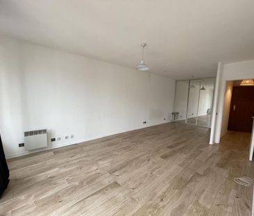 A LOUER : T1 à LILLE • Hypercentre • 761 € - Photo 2