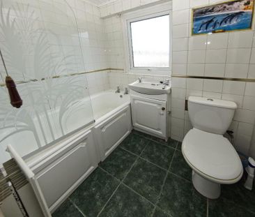 4 Owenroe Drive, Bangor, BT19 1QQ - Photo 4