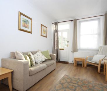 2 bedroom end of terrace house to rent - Photo 1