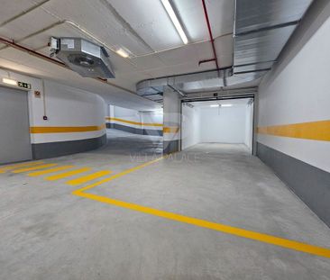 3 bedroom luxury Flat for rent in Cascais, Lisbon - Photo 1