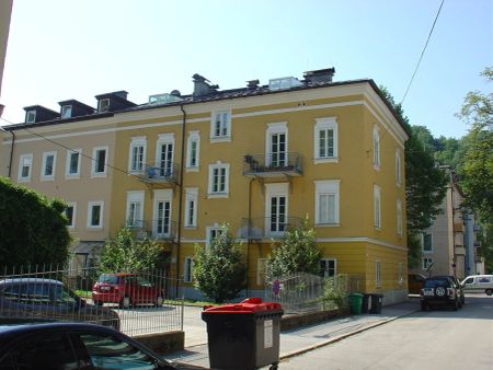 HELLE 2-ZIMMER-DACHGESCHOSSWOHNUNG - Photo 3