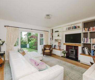 5 bedroom detached house to rent - Photo 4