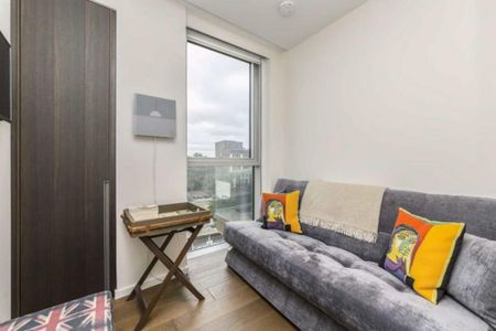 3 bedroom flat to rent - Photo 2