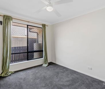 12 Apollo Place, Springfield Lakes, Qld 4300 - Photo 2