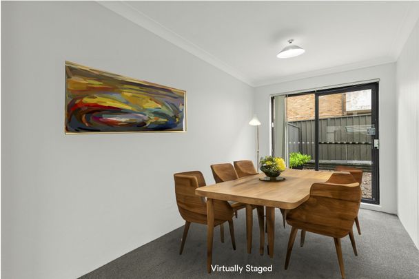 Lovely Updated Unit&excl; - Photo 1