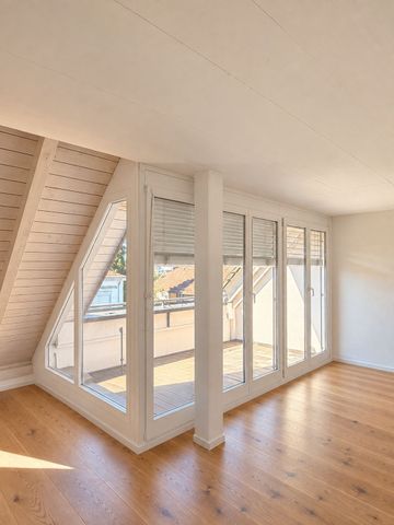 MODERNE, frisch sanierte 2.5-Zimmer-Loftwohnung mit Aussicht - Foto 4