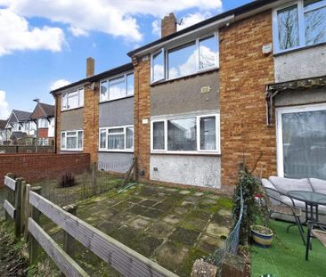 3 bedroom detached house to rent - Photo 4