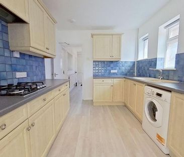 1 bedroom in a house share to rent - Photo 6