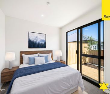 Stylish Three-Level Living in a Prime, Convenient Location - Photo 3