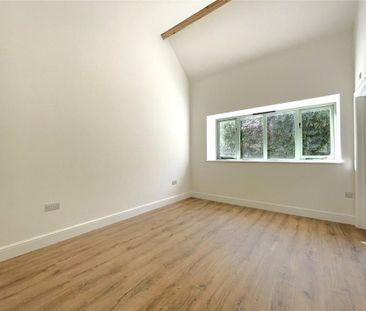 3 bedroom barn conversion to rent - Photo 6